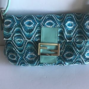 Colletibke💝Fendi baguette bag